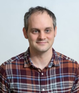 Dr Leigh Martindale